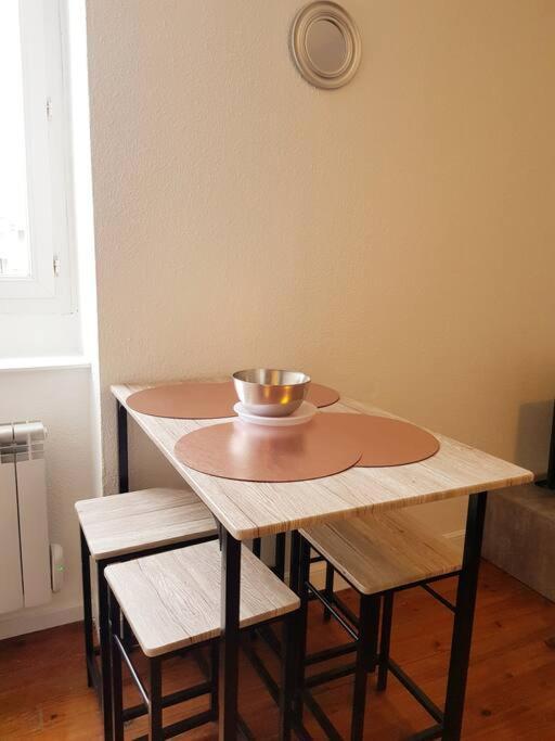 Le Jeanne 4/6 Couchages, Wifi, Sanctuaire Daire Lourdes Dış mekan fotoğraf